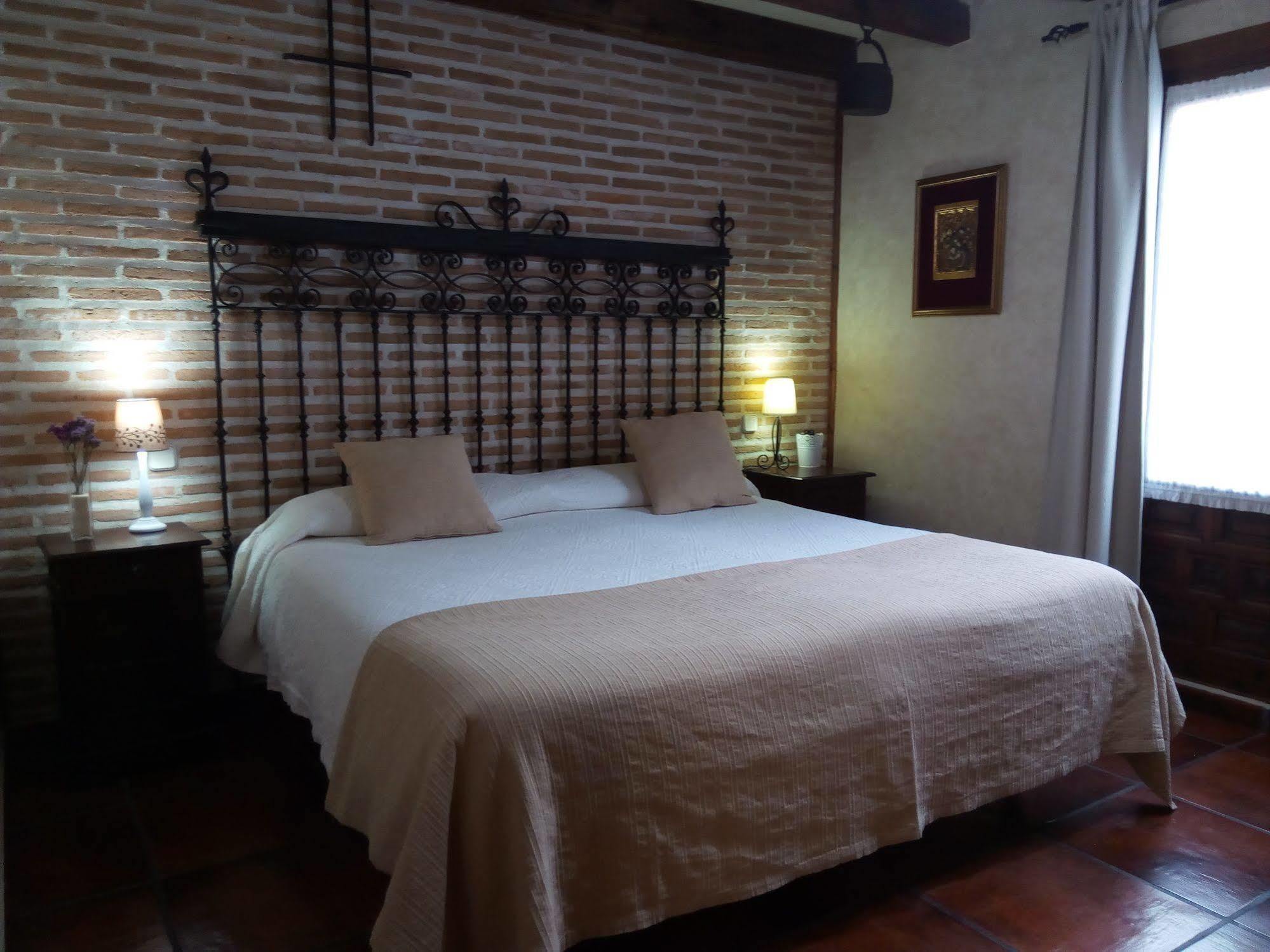 La Posada De Manolo Toledo Exterior photo